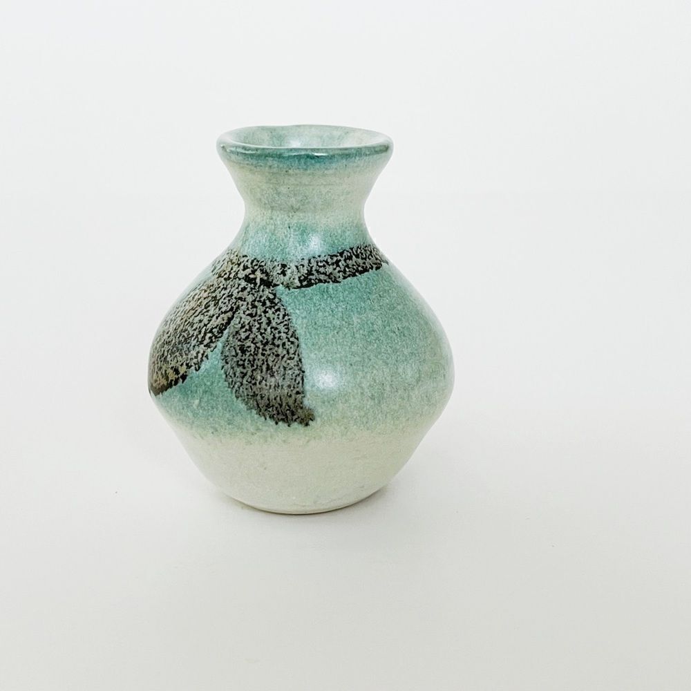 Small Vintage Sea Foam Grey Turquoise Fat Lava Ceramic Teardrop Vase​​ - Picture 6 of 8